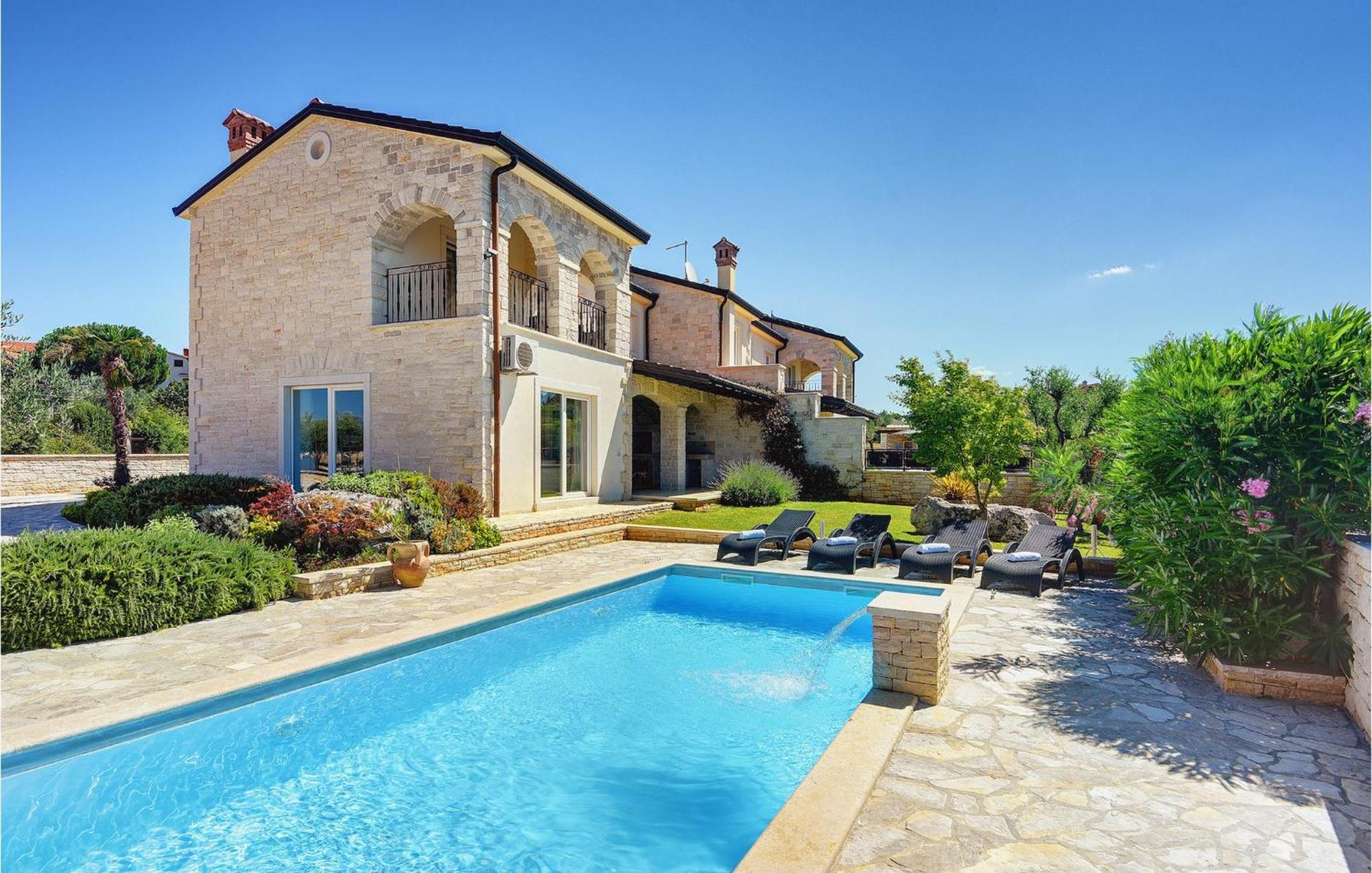 Macun Holiday home *